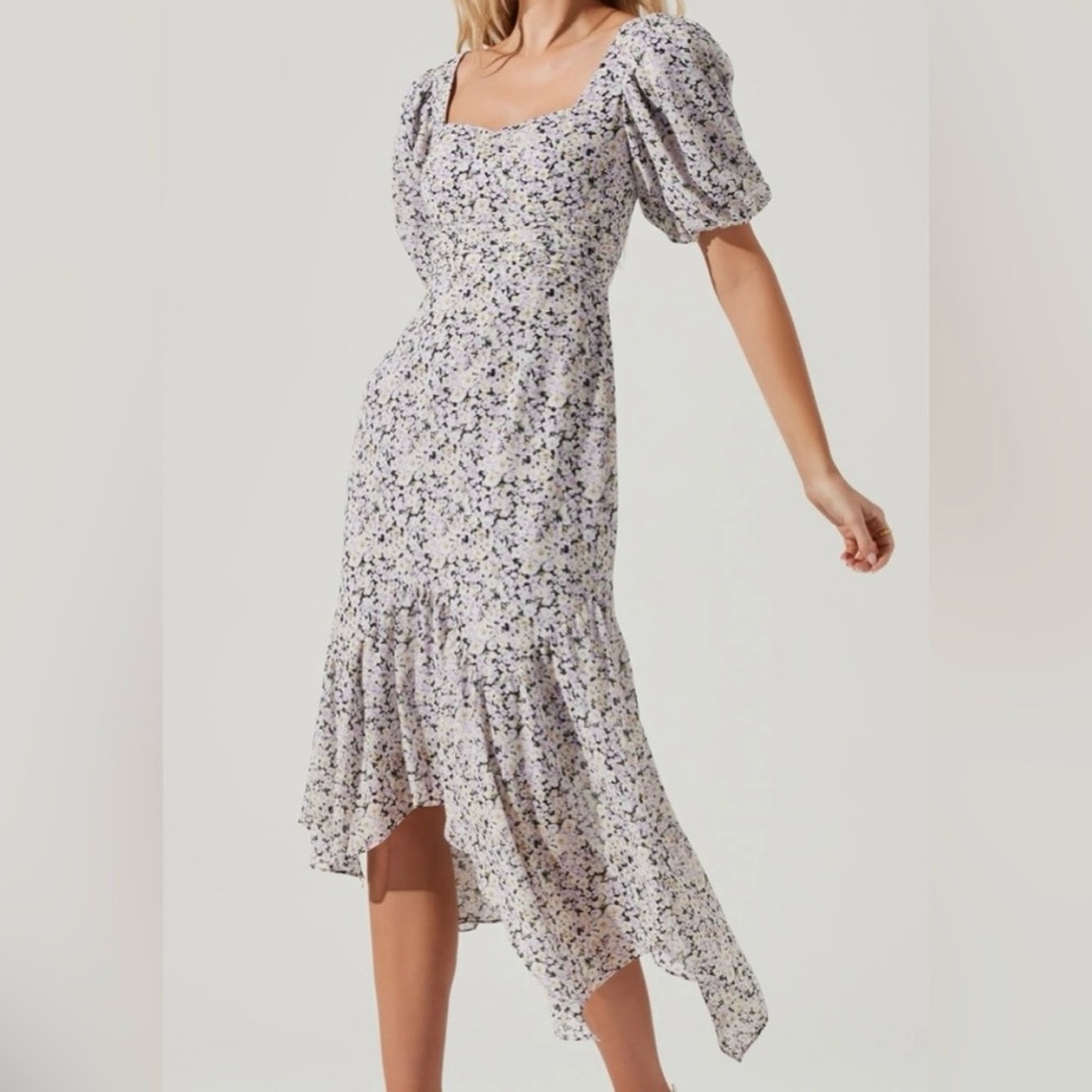 ASTR the Label Micaela Floral Puff Sleeve Midi Dress, size medium